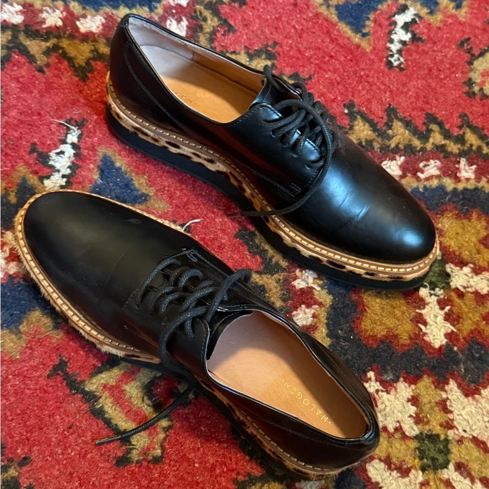 Black Leather Halogen fur platform oxfordsShoes EUC condition.